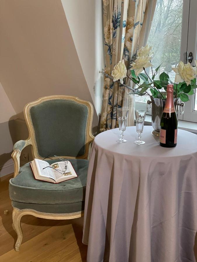 Domaine De L'orangerie Du Chateau De D'hotes Affittacamere