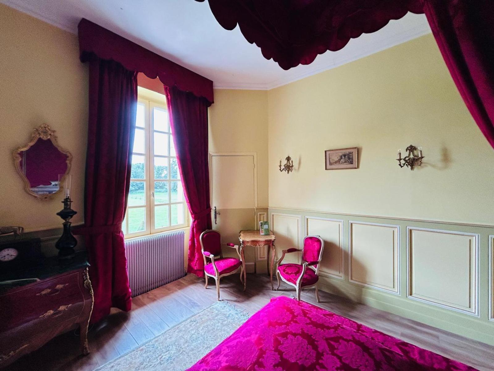 Domaine De L'orangerie Du Chateau De D'hotes